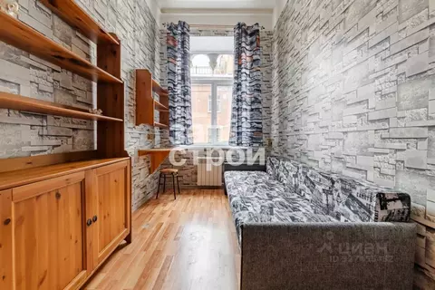 Комната Санкт-Петербург ул. Рубинштейна, 18/5 (27.3 м)