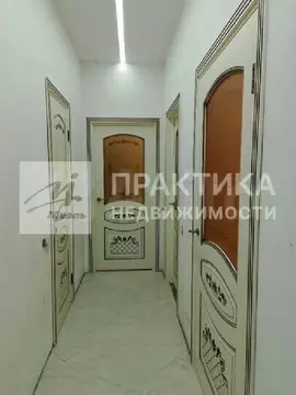 Продается 3-комнатная квартира