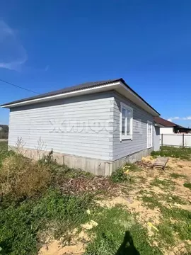 Дом в Хакасия, Усть-Абаканский район, пос. Тепличный ул. Новая (130 м)