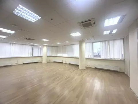 Офис в Краснодарский край, Краснодар Центральный мкр, ул. Советская, ...