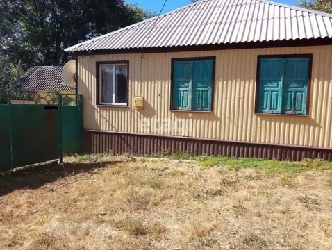 Дом в Белгородская область, Ровеньский район, с. Нагольное Октябрьская ...