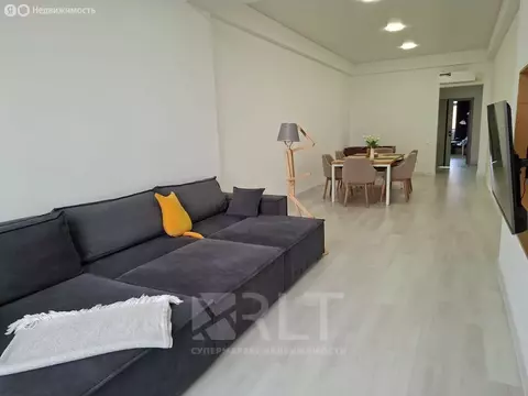 2-комнатная квартира: Махачкала, Кадарская улица, 38 (106 м)