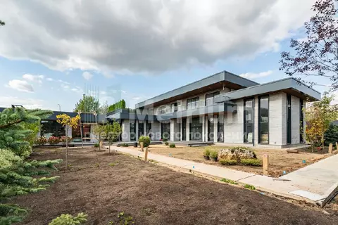 Продается дом в КП Ренессанс Парк