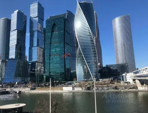 Торговая площадь в Москва наб. Пресненская, 12 (19 м)
