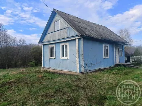 Дом в Ленинградская область, Лужский район, Заклинское с/пос, д. ...