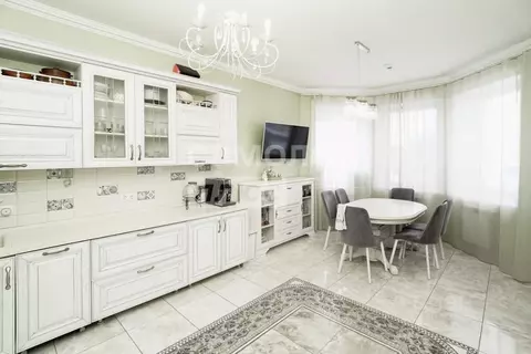 Коттедж в Омская область, Омск ул. 3-я Островская, 170 (325 м)