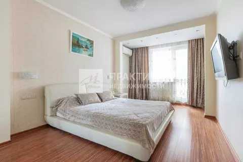 Продается 3-комнатная квартира