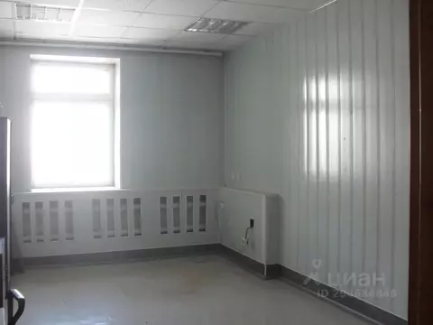 Помещение свободного назначения в Омская область, Черлак рп ул. ...