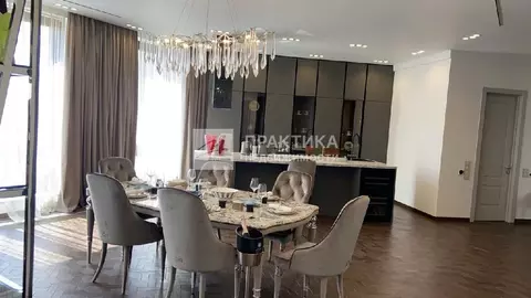 Продается 3-комнатная квартира