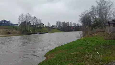 Участок в Московская область, Можайский муниципальный округ, д. ...