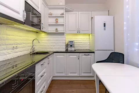 2-к кв. Санкт-Петербург ул. Русановская, 19к3 (48.8 м)