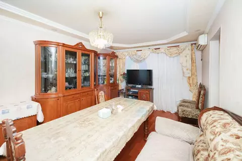 4-к кв. Краснодарский край, Краснодар Юбилейный мкр, ул. 70-летия ...