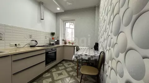 2-к кв. Тюменская область, Тюмень ул. Николая Чаплина, 125 (55.8 м)