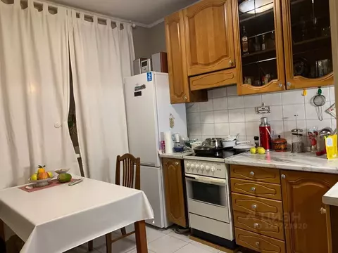 3-к кв. Москва Веерная ул., 1К4 (79.0 м)