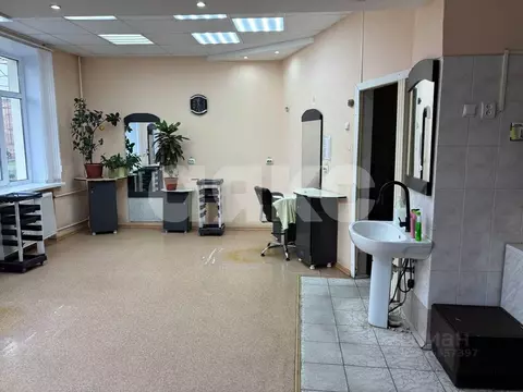 Помещение свободного назначения в Волгоградская область, Волгоград ул. ...