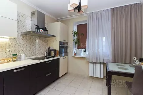 2-к кв. Тюменская область, Тюмень ул. Свердлова, 12 (50.0 м)