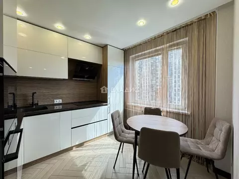 Продается 3-комнатная квартира