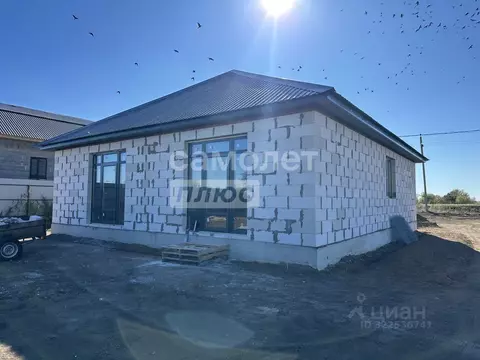 Дом в Оренбургская область, Бузулукский район, с. Сухоречка ...