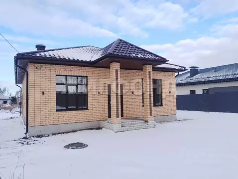 Дом в Воронежская область, Рамонский район, Новоживотинновское с/пос, ...