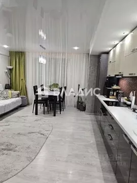 3-к кв. Бурятия, Улан-Удэ 104-й мкр, 2 (72.6 м)