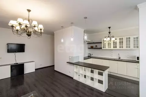 2-к кв. Тюменская область, Тюмень ул. Максима Горького, 68к2 (72.7 м)