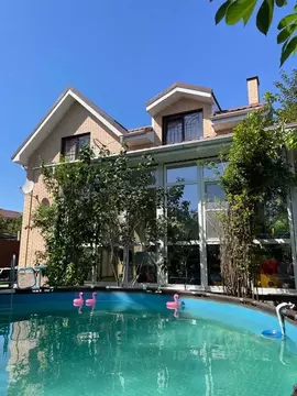 Дом в Ростовская область, Ростов-на-Дону Липовая ул., 38 (150 м)