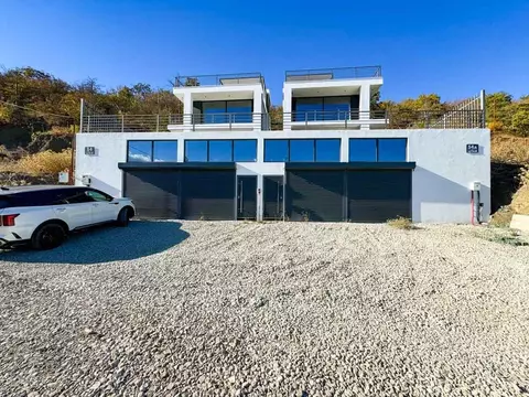 Дом в Крым, Алушта муниципальный округ, пос. Семидворье, Лесной мкр  ...