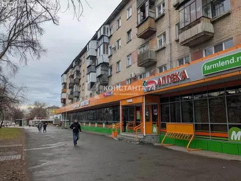 Торговая площадь (656 м)