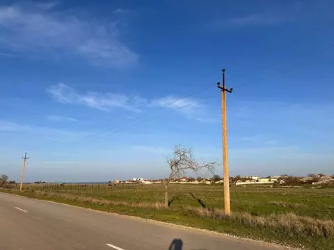 Участок в Крым, Ленинский район, Семисотское с/пос, с. Каменское  (6.0 ...