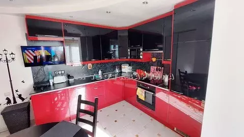 Продается 2-комнатная квартира