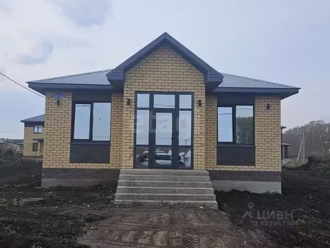 Дом в Башкортостан, Уфимский район, Дмитриевский сельсовет, д. ...