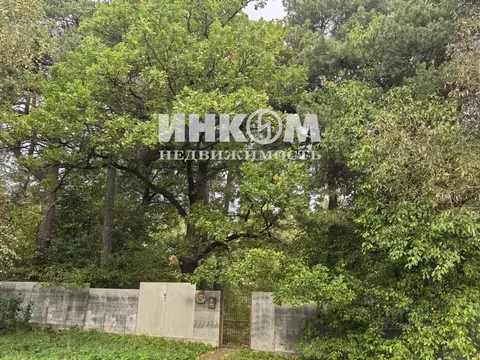 Участок в Москва Московская ул. (14.0 сот.)
