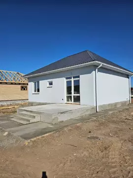 Дом в Астраханская область, Приволжский район, с. Карагали ул. ...