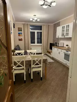 Продается 2-комнатная квартира