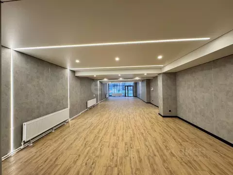 Торговая площадь в Татарстан, Казань ул. Гарифа Ахунова, 22А (67 м)