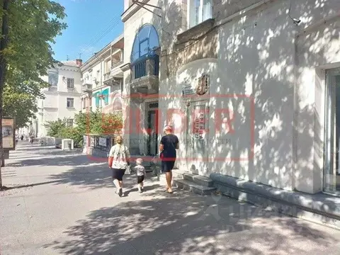 Торговая площадь в Севастополь ул. Большая Морская, 41 (100 м)