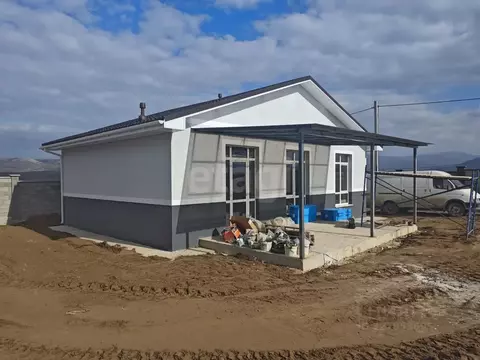 Дом в Крым, Симферопольский район, Добровское с/пос, с. Пионерское  ...