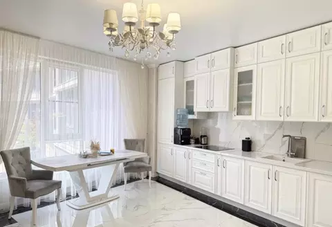 3-к кв. Кабардино-Балкария, Нальчик ул. Тлостанова, 32 (118.0 м)