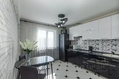 2-к кв. Омская область, Омск Заозерный мкр, ул. Бородина, 10/3 (60.0 ...