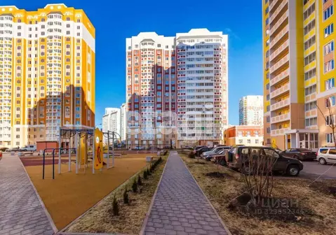 3-к кв. Ростовская область, Ростов-на-Дону ул. Еременко, 94 (70.0 м)