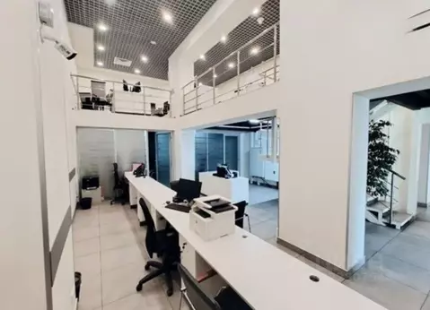 Офис в Санкт-Петербург Октябрьская наб., 44 (183 м)