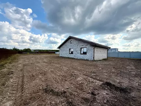Коттедж в Кировская область, Киров городской округ, д. Малая Субботиха ...