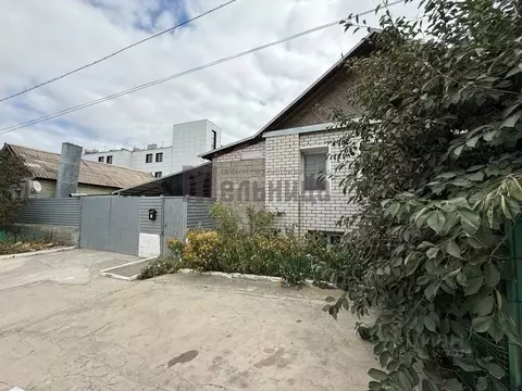 Дом в Волгоградская область, Волгоград Чембарский пер. (89 м)