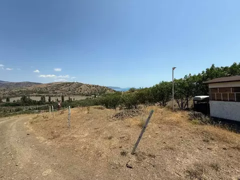 Участок в Крым, Алушта муниципальный округ, с. Приветное ул. Горького, ...