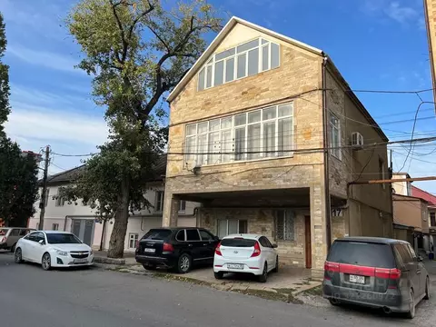 Дом в Дагестан, Махачкала ул. Рустамова, 17 (280 м)