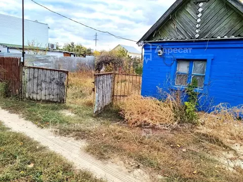 Дом в Волгоградская область, Светлоярский район, Большечапурниковское ...