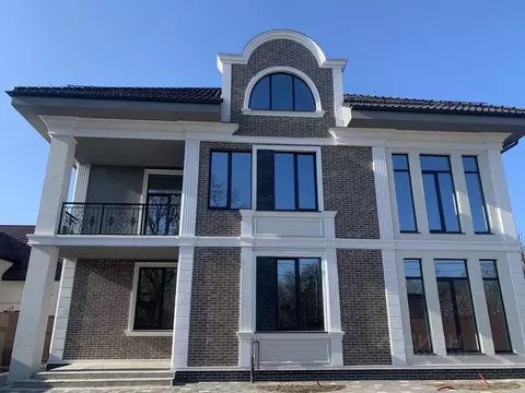 Дом в Калининградская область, Калининград Якорная ул., 11 (499 м)