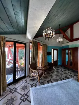 3-к кв. Крым, Ялта ул. Боткинская, 1Б (120.0 м)