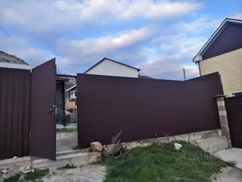 Дом в Крым, Бахчисарайский район, Верхореченское с/пос, с. ...