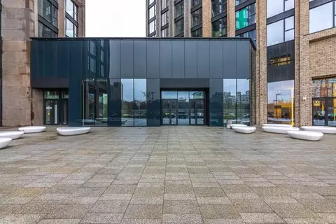 Торговая площадь в Москва просп. Генерала Дорохова, 49 (125 м)